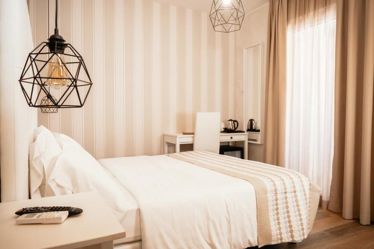 Hotel Blue Marine Линьяно-Саббьядоро Экстерьер фото