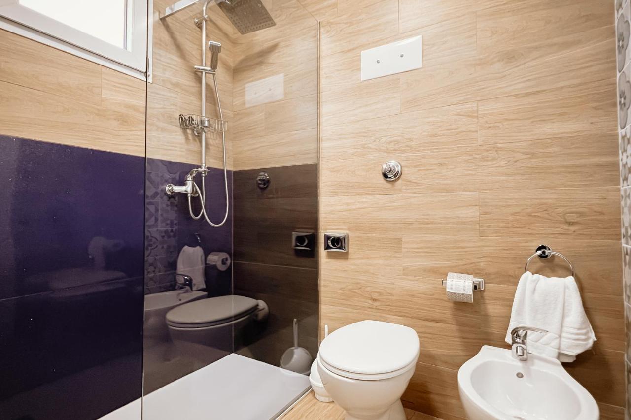 Hotel Blue Marine Линьяно-Саббьядоро Экстерьер фото
